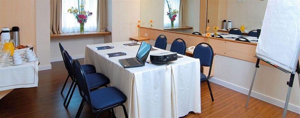 Hotel Aeroparque Inn & Suites 부에노스아이레스 외부 사진