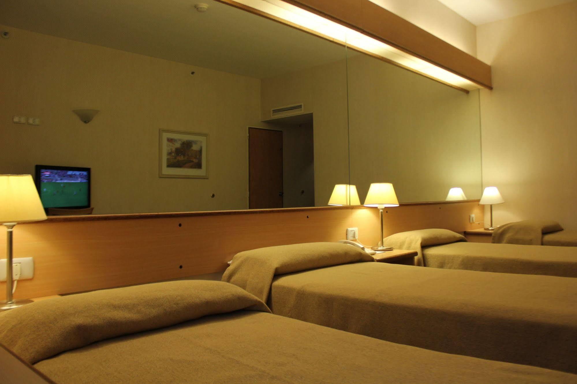 Hotel Aeroparque Inn & Suites 부에노스아이레스 외부 사진