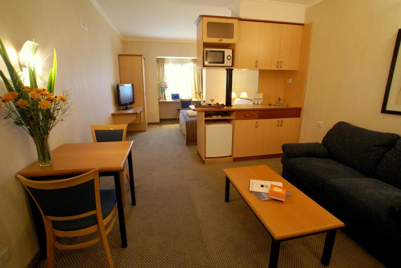 Hotel Aeroparque Inn & Suites 부에노스아이레스 외부 사진